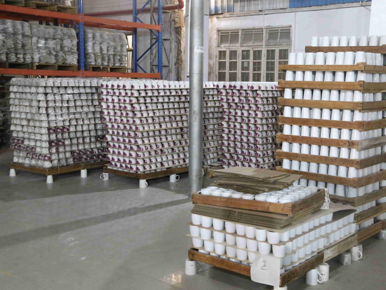 Ceramic Candle Jar Finished Product Warehouse